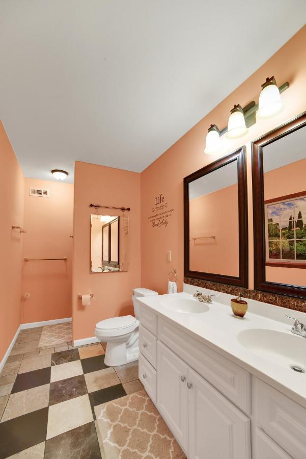 Apartamento Whispering Oak Mansion Bear Exterior foto